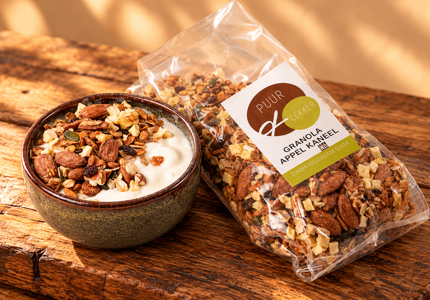 Rustieke granola met appel-kaneel